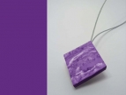 Embrase aimantée carrée naturelle de couleur violette
